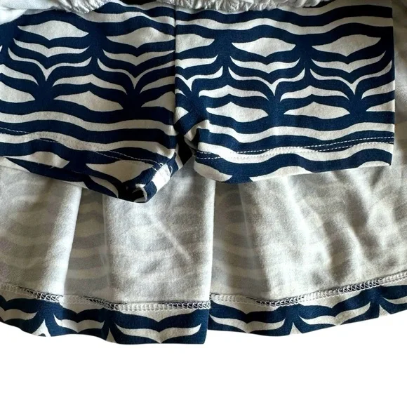 Vineyard Vines | Little Girl Blue & White Stripe Wavy Skirt Size 3T - Picture 4 of 5